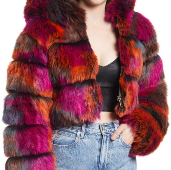 LADIES SEXY JACKET!